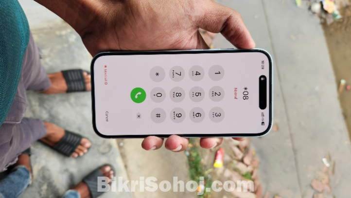 iPhone 15